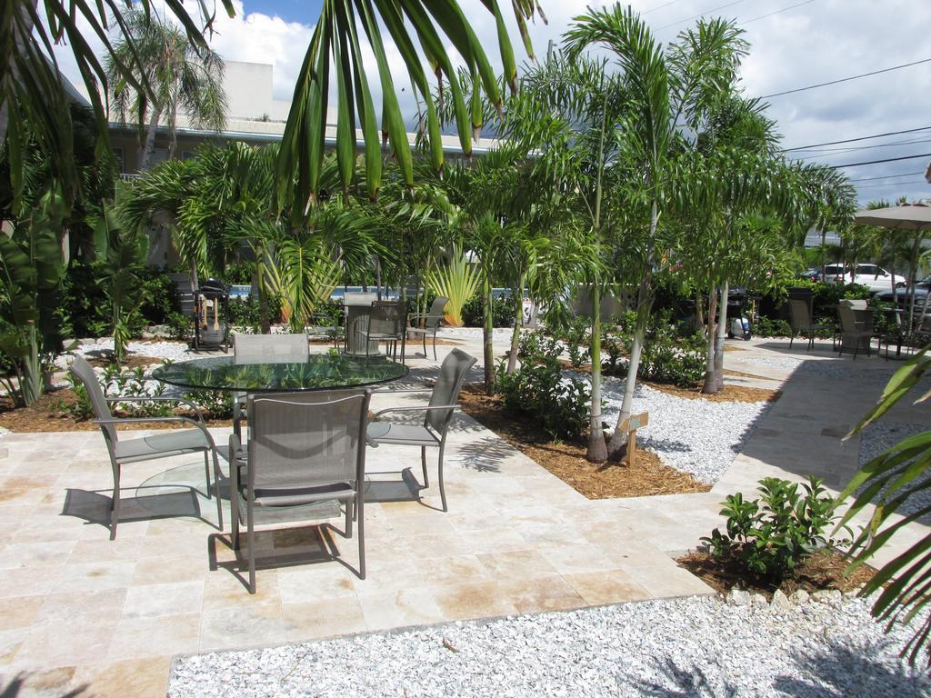 The Costal Hotel เคลียร์วอเตอร์ ภายนอก รูปภาพ