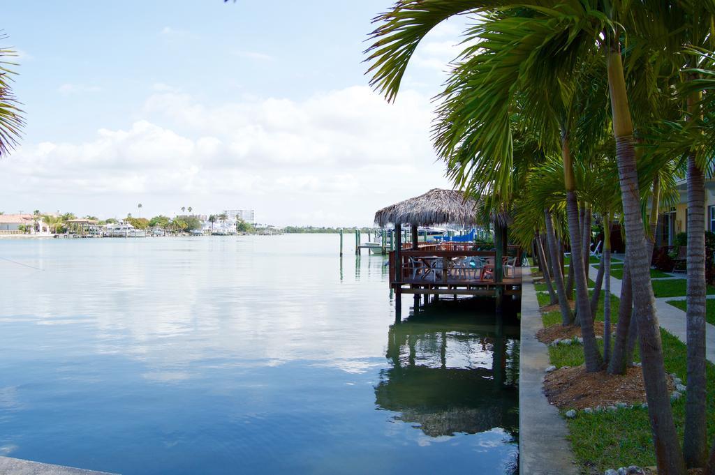 The Costal Hotel เคลียร์วอเตอร์ ภายนอก รูปภาพ